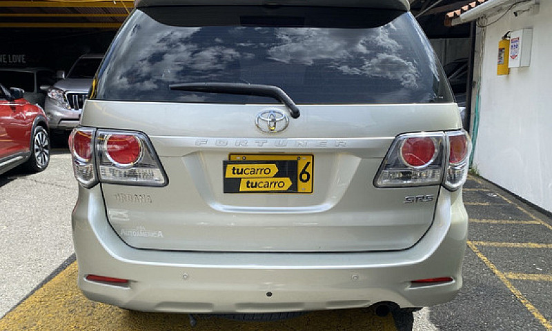 Toyota Fortuner 2.7 ...