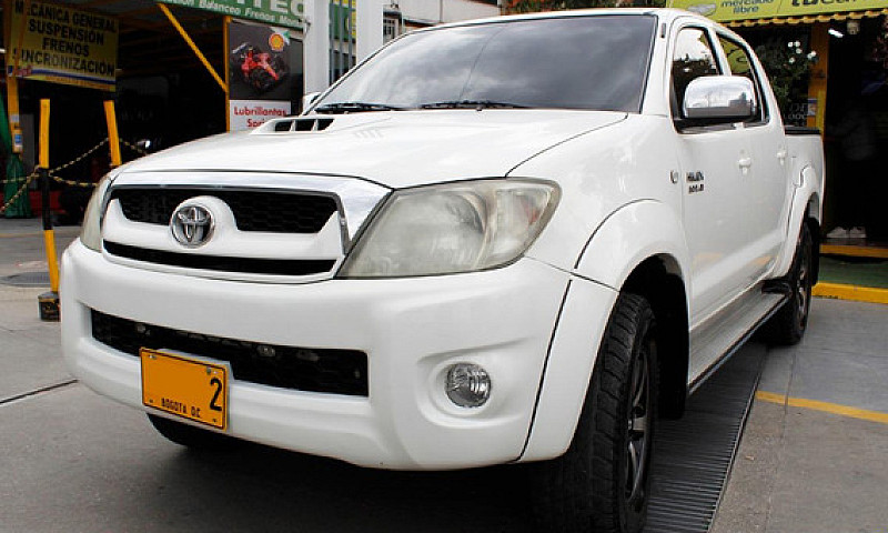 Toyota Hilux 3.0 Srv...