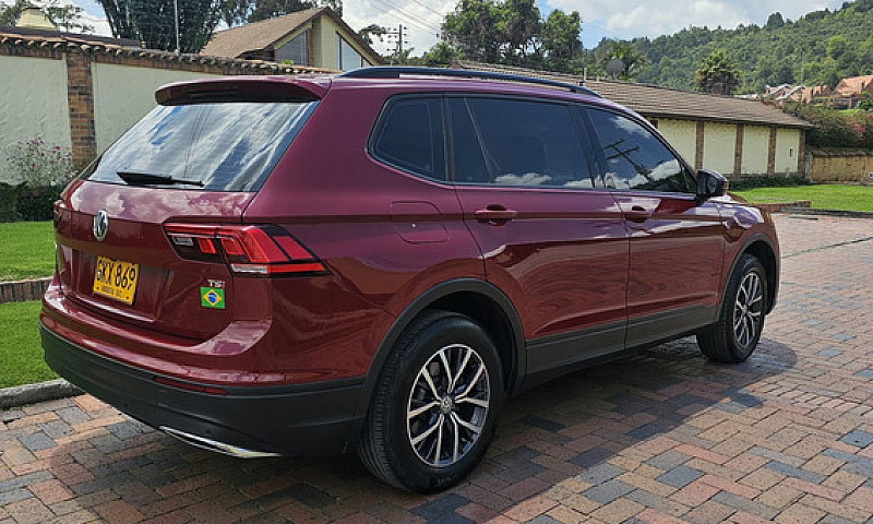 Volkswagen Tiguan Al...