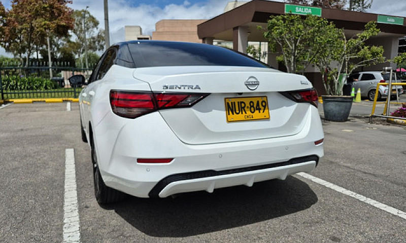 Nissan Sentra ...