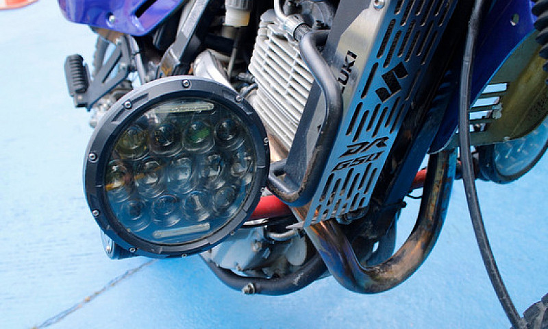 Suzuki Dr650...