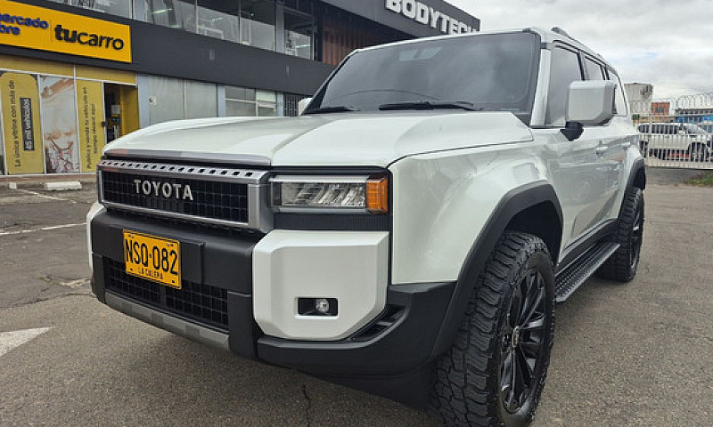 Toyota Land Cruiser ...