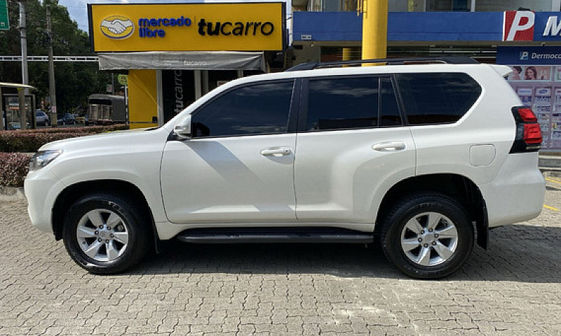 Toyota Prado 2.8 Tx-...