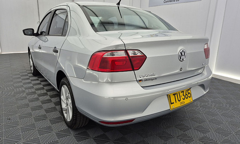 Volkswagen Voyage 1....