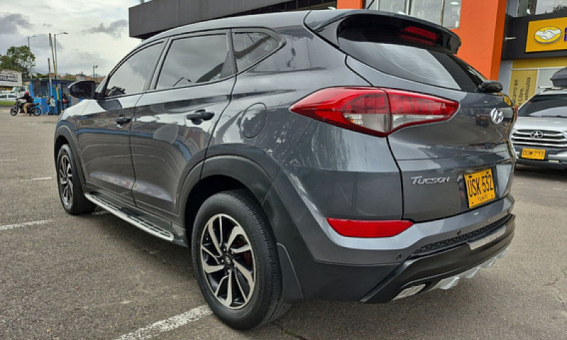 Hyundai Tucson 2.0 M...