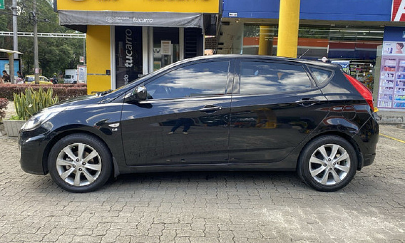 Hyundai Accent 1.6 G...