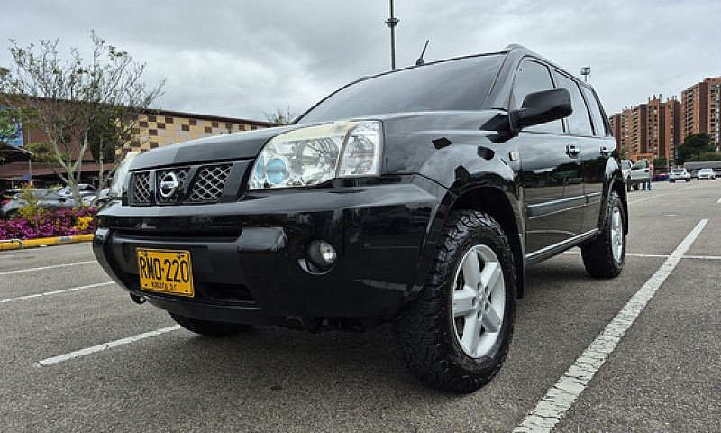 Nissan X-Trail 2.5 X...