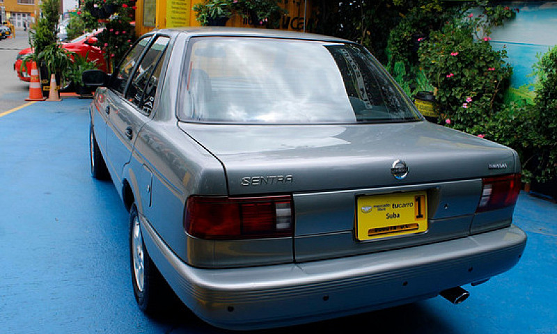 Nissan Sentra 1.6 B1...