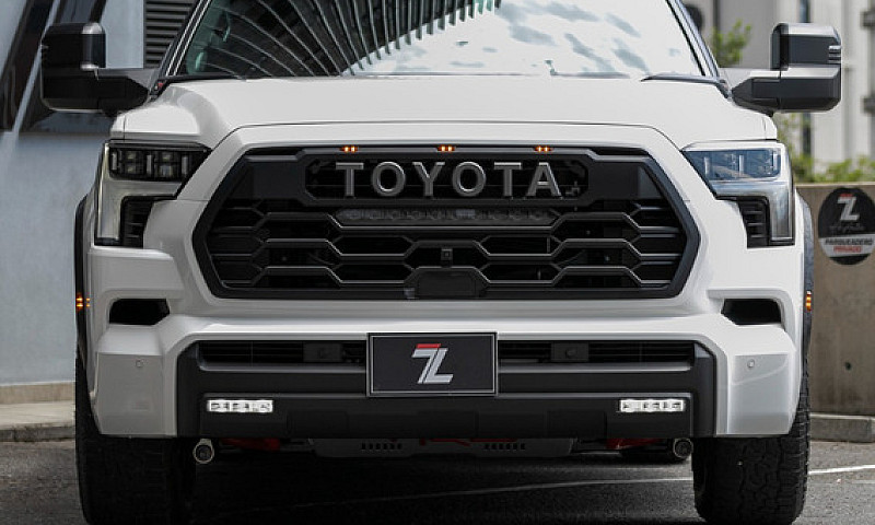 Toyota Sequoia Trd 3...