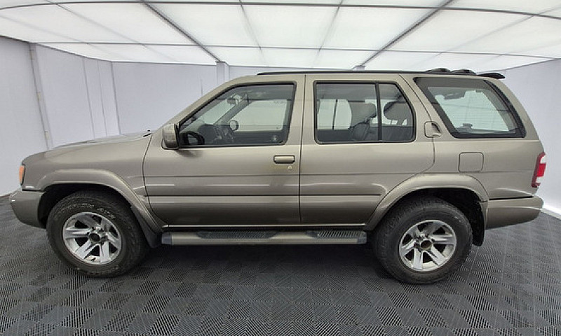 Nissan Pathfinder 3....