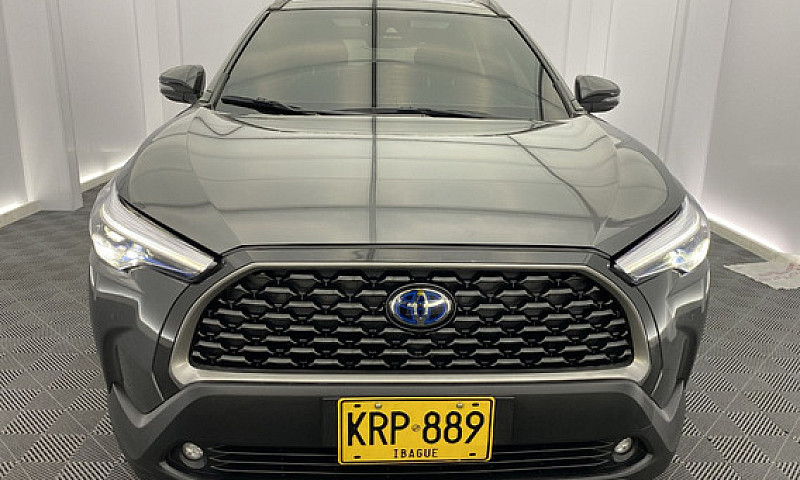 Toyota Corolla Cross...