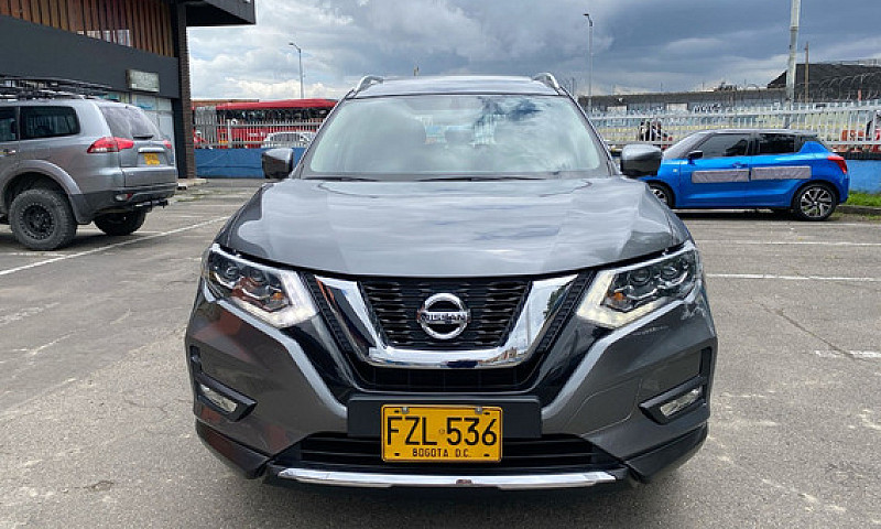 Nissan X-Trail 2.5  ...