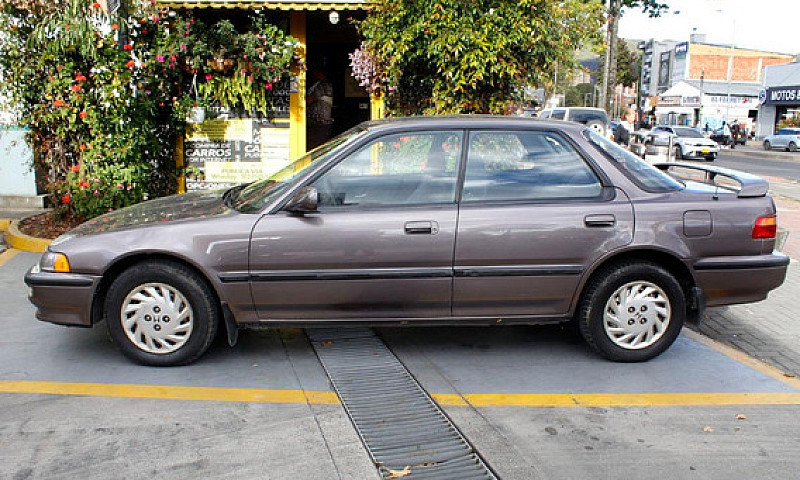 Honda Integra 1.8 4 ...