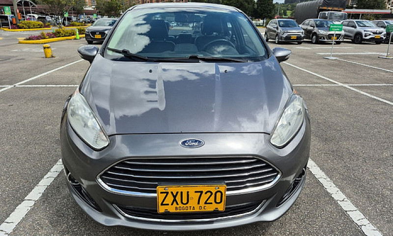 Ford Fiesta 1.6 Tita...