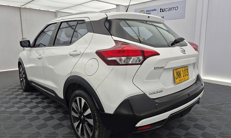 Nissan Kicks 1.6 Exc...
