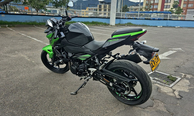 Kawasaki Z400...