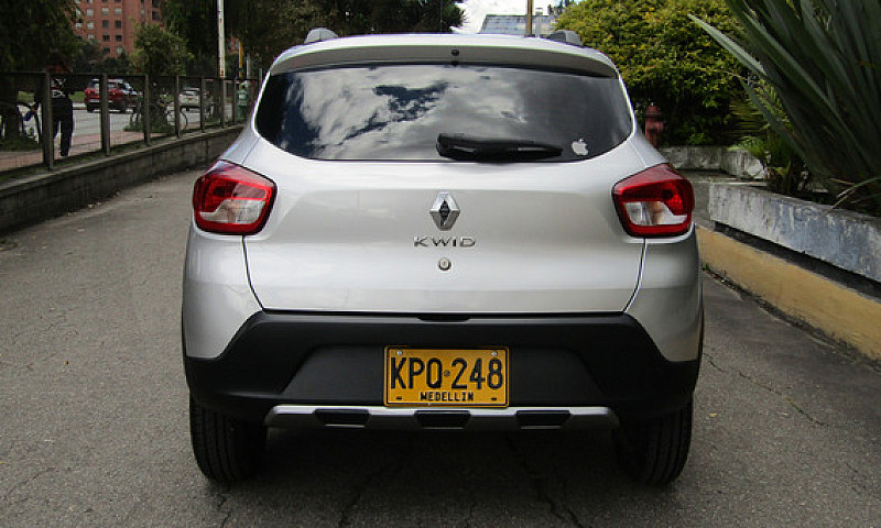 Renault Kwid 1.0 Out...