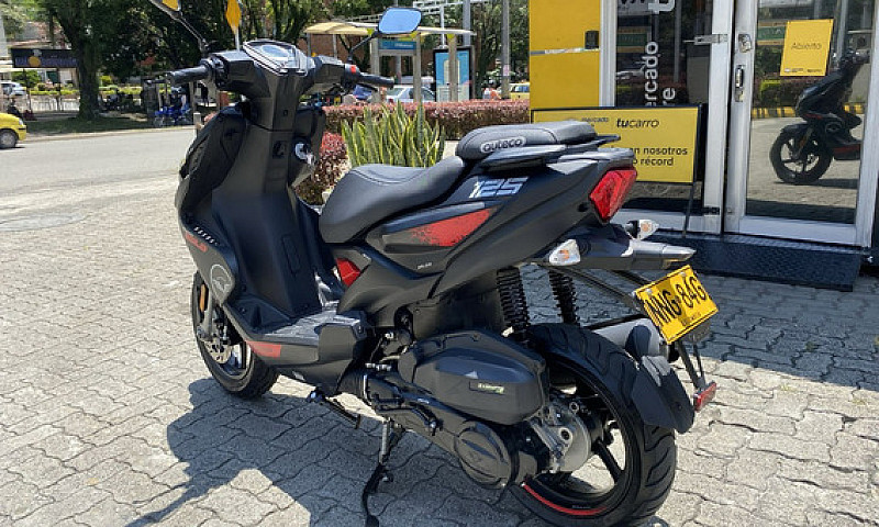 Victory Bold 125 202...