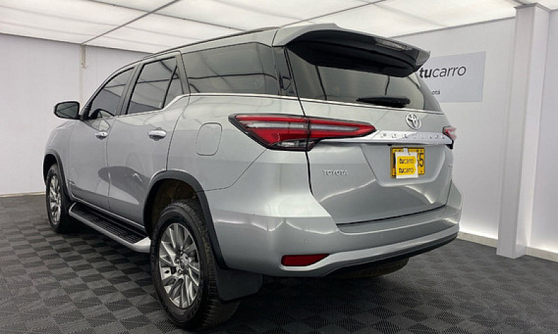 Toyota Fortuner 2.7 ...