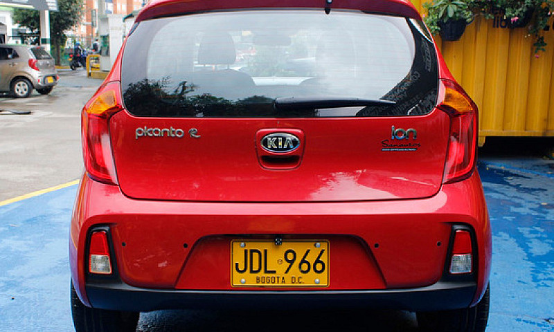 Kia Picanto 1.25 Ion...