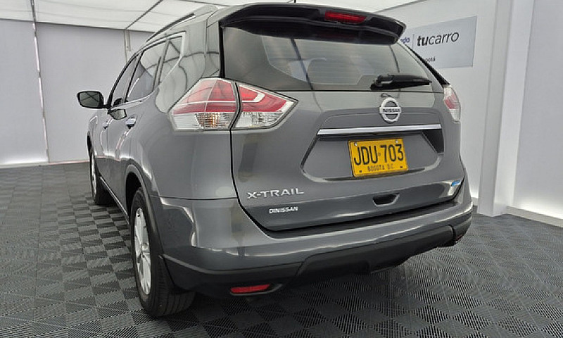 Nissan X-Trail 2.5 E...