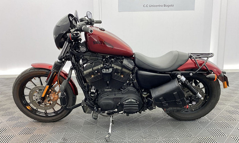 Harley Davidson Xl 8...