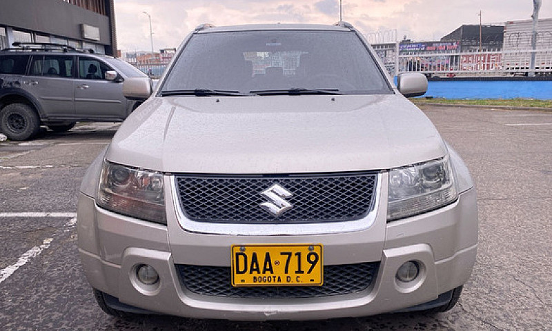 Suzuki Grand Vitara ...