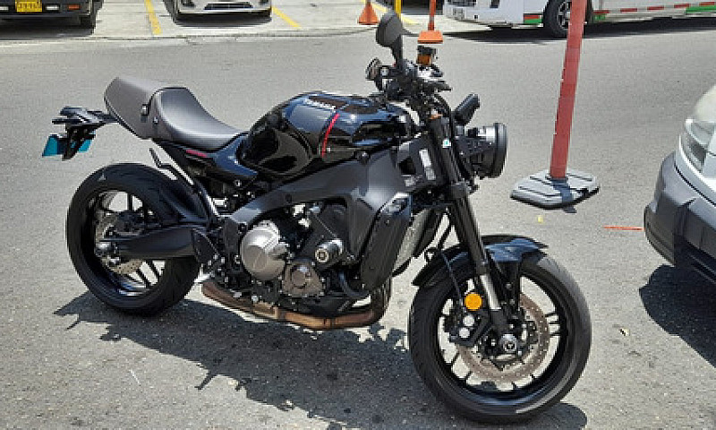 Yamaha Xsr Modelo 20...