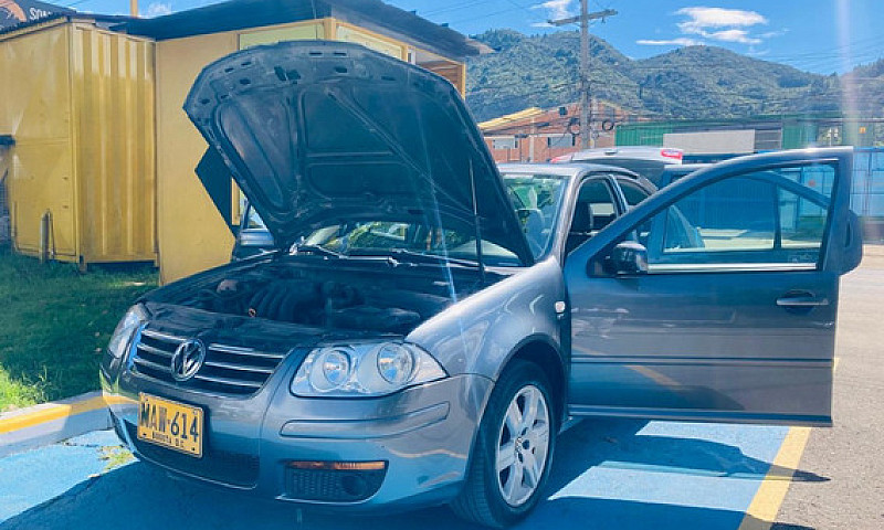 Volkswagen Jetta V 2...