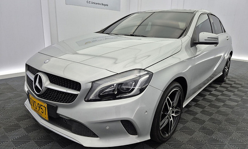 Mercedes-Benz Clase ...