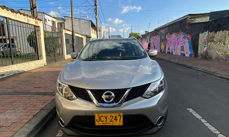 Nissan Qashqai 2.0 E...