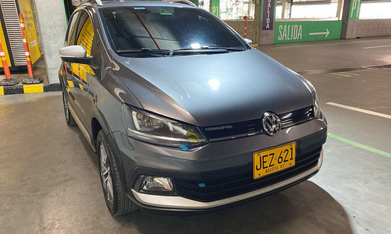 Volkswagen Cross Fox...