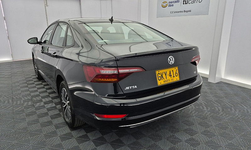 Volkswagen Jetta Com...