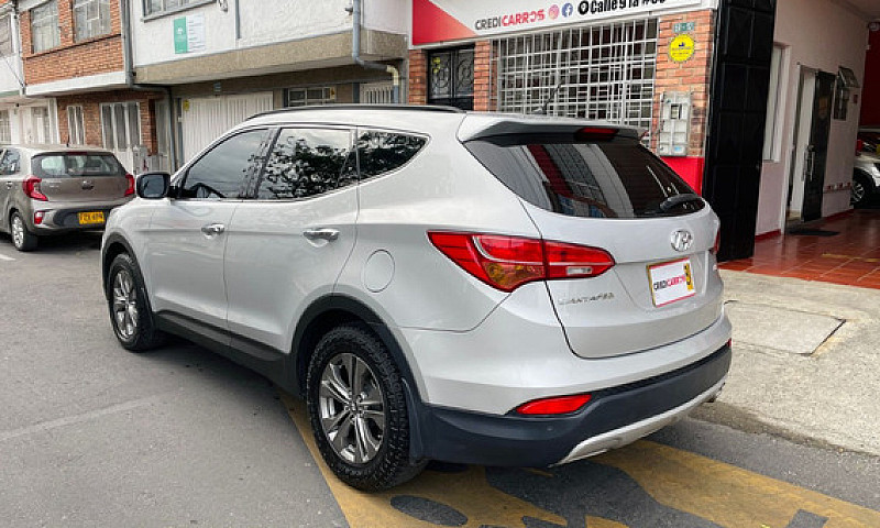 Hyundai Santa Fe 2.4...