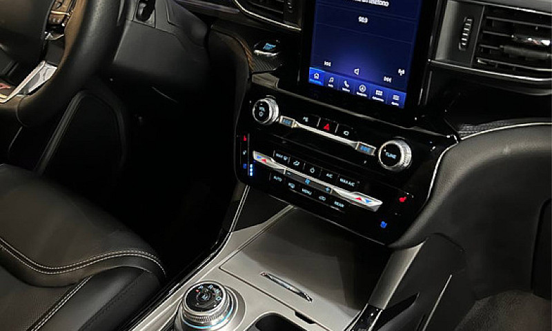 Ford Explorer St...
