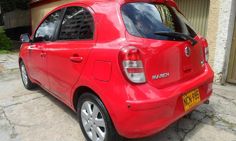 Nissan March 1.6 Adv...
