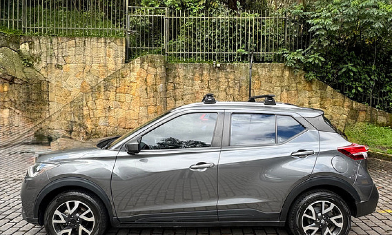 Nissan Kicks 1.6 Sen...