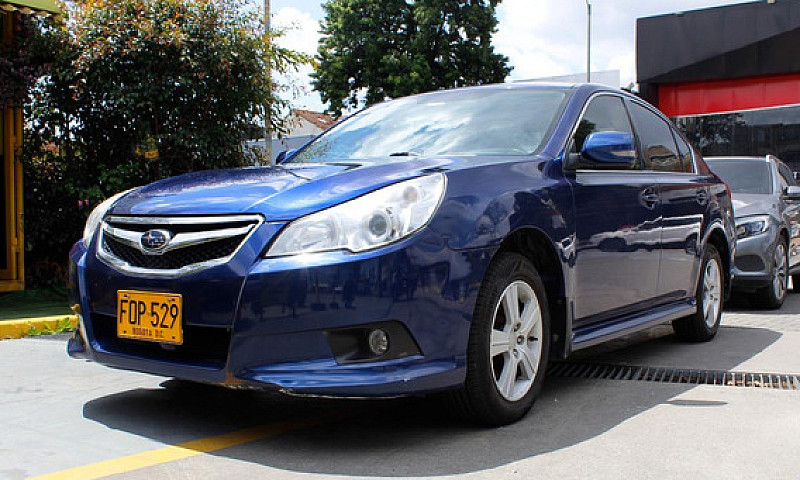 Subaru Legacy 2010...