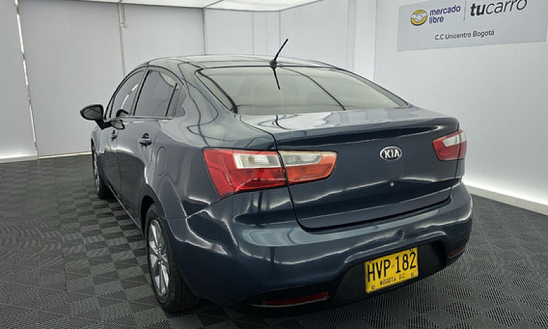 Kia Rio 1.2 4 P...