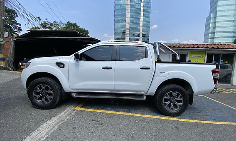 Renault Alaskan 2.5 ...