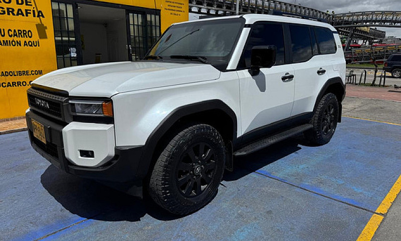 Toyota Prado Txl 2.4...