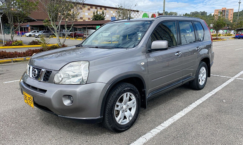 Nissan X Trail I 2.5...