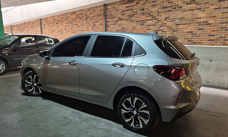 Chevrolet Onix 1.0T ...