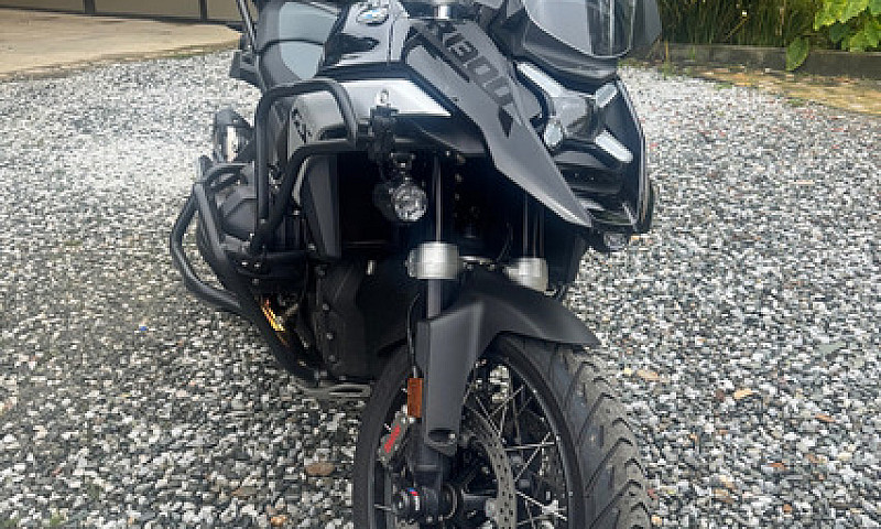 Bmw R 1300 Gs...