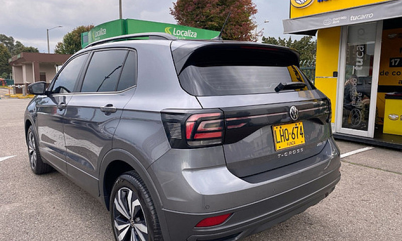 Volkswagen T-Cross 1...