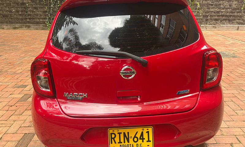 Nissan March 1.6 Adv...