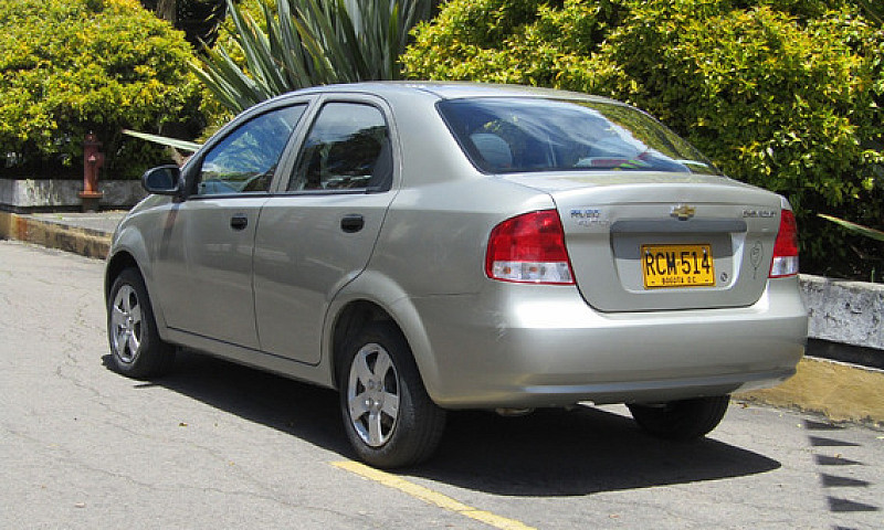Chevrolet Aveo 1.5 F...