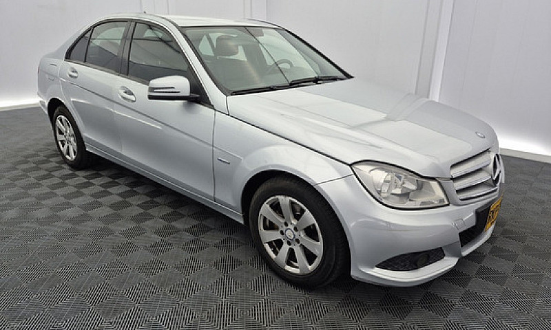 Mercedes-Benz Clase ...