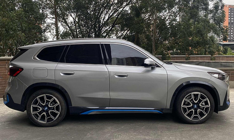 Bmw X1 Ix1 Xdrive30...