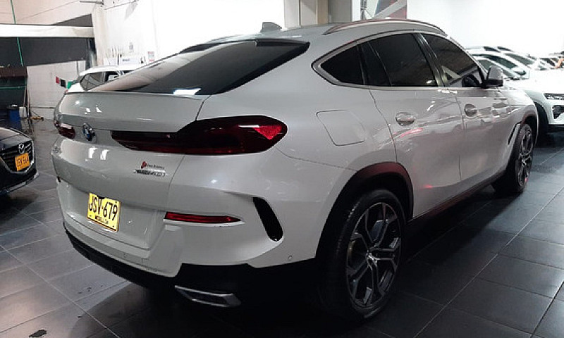 Bmw X6 Drive 40I...
